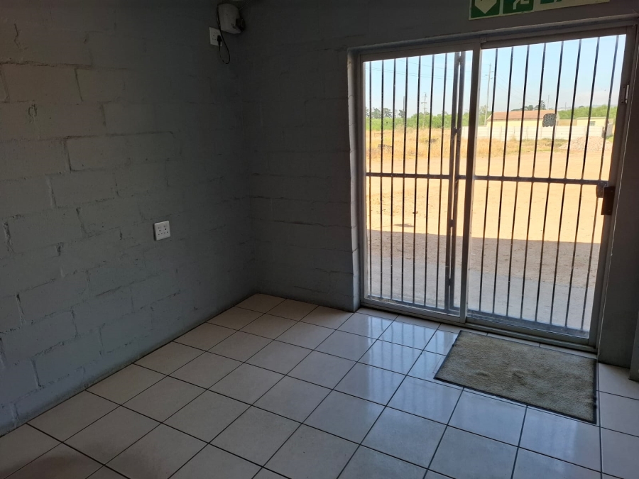 To Let commercial Property for Rent in Joostenbergvlakte Western Cape